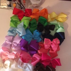Pack of 20 Rainbow Assorted Bows